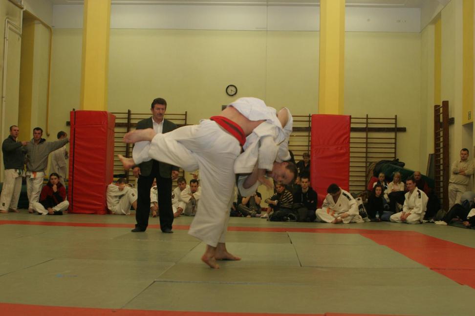 liga_miedzyucz_2006_11_2829_036
